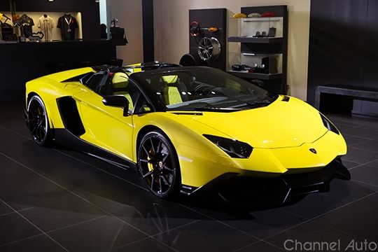 50年性能淬鍊 lamborghini aventador lp720-4 roadster 50°