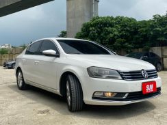 2011年 福斯 VOLKSWAGEN PASSAT 帕薩 1.8L