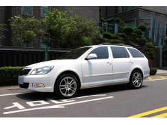 2012年 司可達 SKODA OCTAVIA 奧特薇雅 1.2L