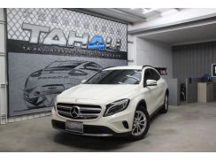 2015年 賓士 BENZ GLA180 1.6L